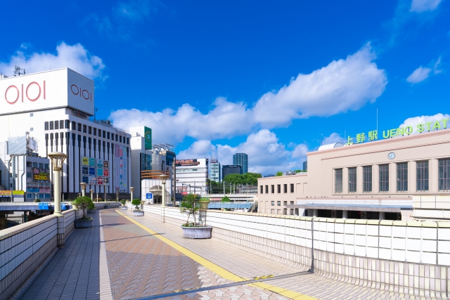 上野駅は一人暮らししやすい？どんな駅？